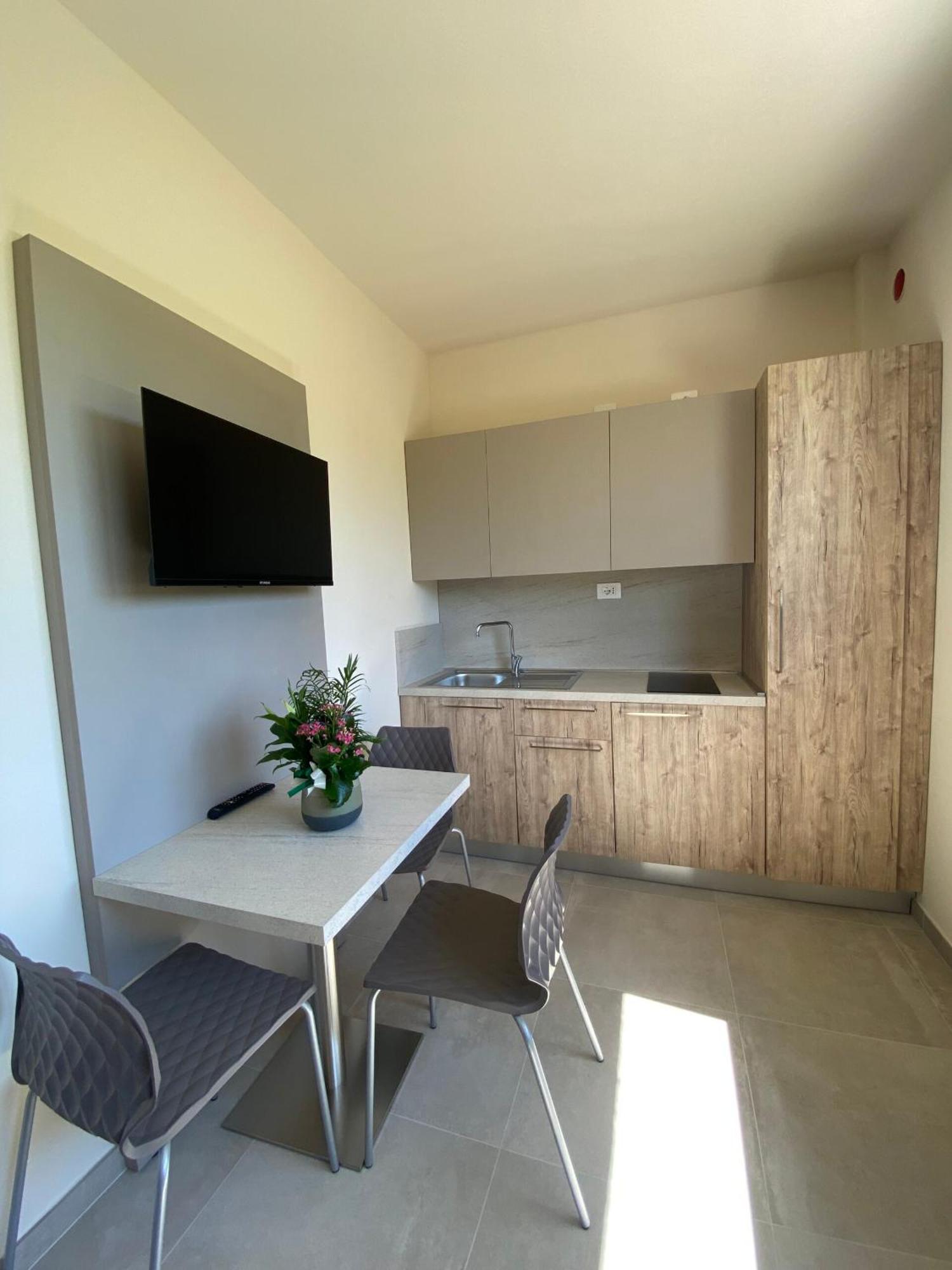 Residence Montefeltro La Torraccia Экстерьер фото